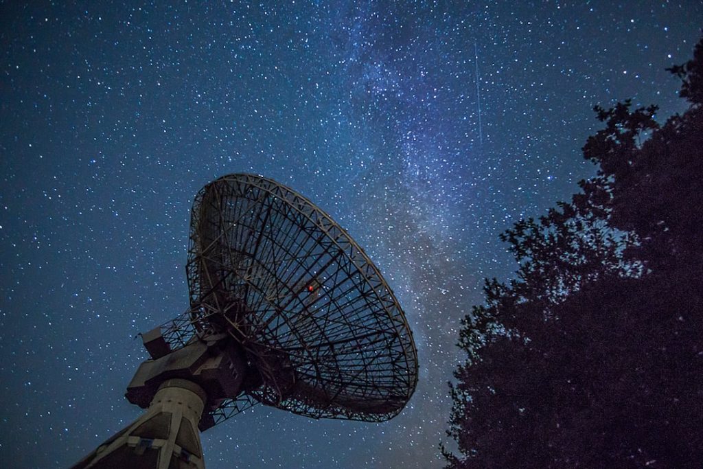 Radyo teleskop ve bilimsel gözlem